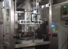 臥式包裝機(jī)2